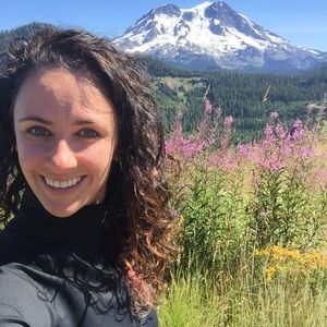 Meet your Posher, Julie